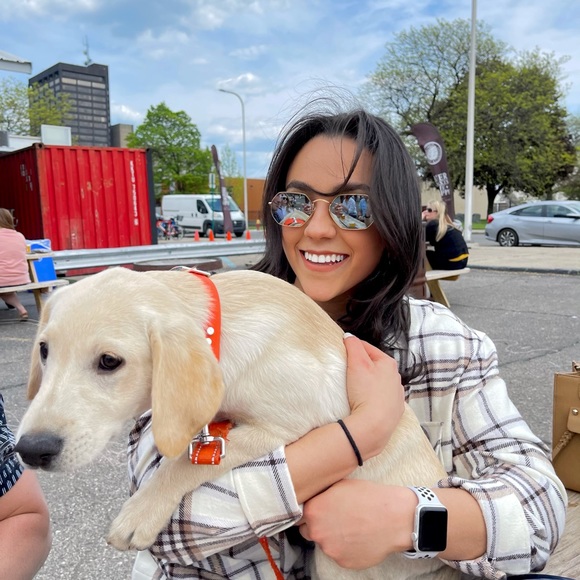 Meet your Posher, Maria - Picture 1 of 1